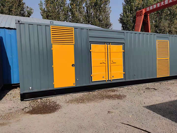 运粮湖管理区300kw 柴油发电机组用多大的空气开关？